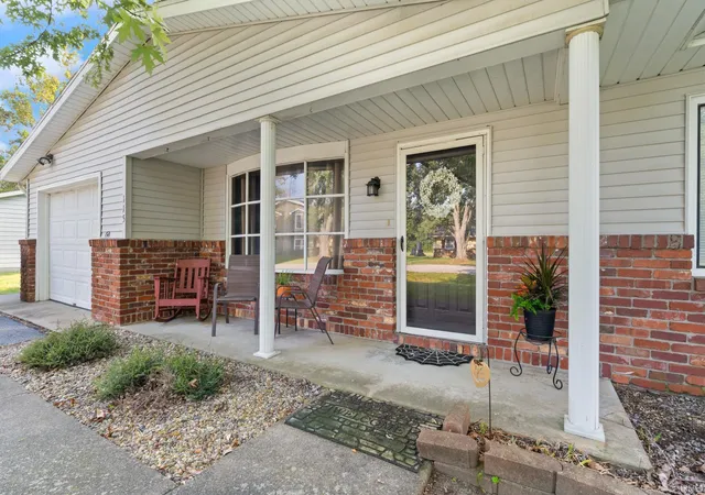 Photo 4 of Manufactured home for sale at 115 Hel Mar Dr, Mitchell, IN 47446 | MLS# 202635444 | Listing updated on 2026-08-28