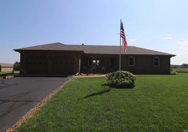 Photo 2 of Sale Pending at 4851 N County Road 100 East, Frankfort, IN 46041 | MLS# 202635445 | Listing updated on 2026-09-17