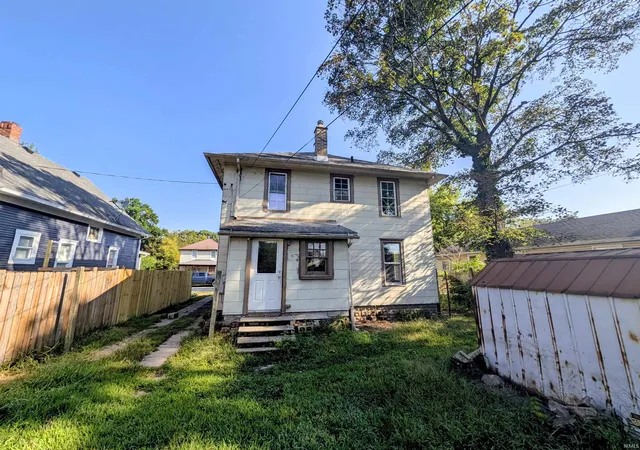 Photo 4 of Manufactured On Land at 519 W Wolf Ave, Elkhart, IN 46516 | MLS# 202635452 | | Sold on 2026-09-17