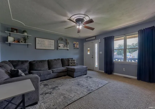 Photo 4 of Manufactured home for sale at 626 W 9Th St, Grandview, IN 47615 | MLS# 202635489 | Listing updated on 2026-08-28