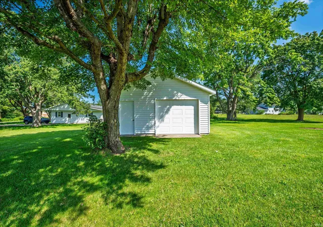 Photo 4 of Manufactured home for sale at 6506 E Piccadilly Rd, Muncie, IN 47303 | MLS# 202635491 | Listing updated on 2026-08-28