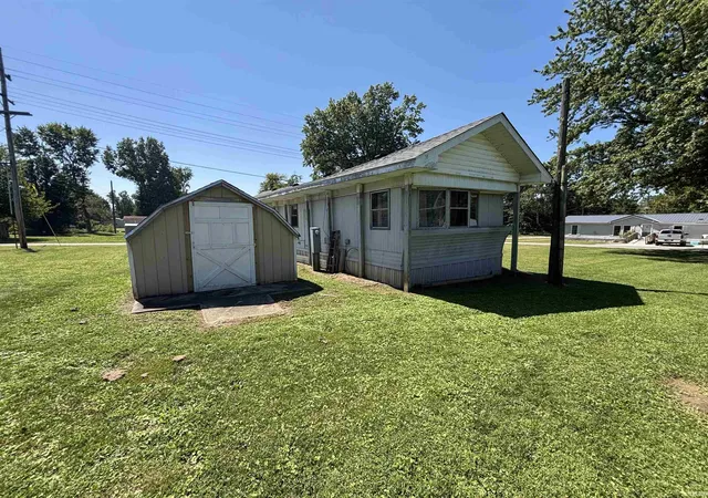 Photo 2 of Sale Pending at 320 S Levy St, Jasonville, IN 47438 | MLS# 202635506 | Listing updated on 2026-08-30