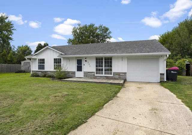 Photo 2 of Manufactured home for sale at 732 Quabache Ct, Dayton, IN 47941 | MLS# 202635508 | Listing updated on 2026-09-21