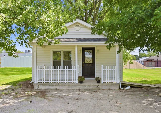 Photo 1 of Manufactured home for sale at 1608 N Cherry St, Hartford City, IN 47348 | MLS# 202635530 | Listing updated on 2026-09-11