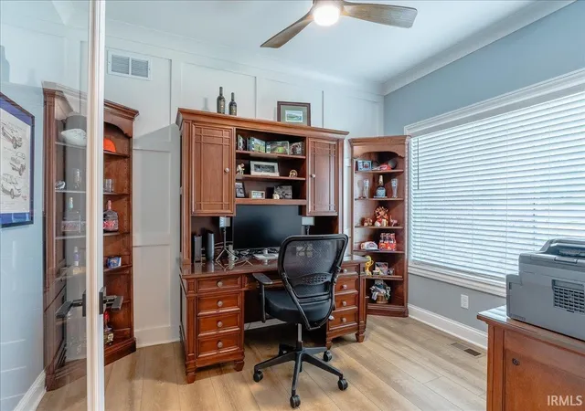 Photo 4 of Manufactured home for sale at 435 Westbriar Cir, Newburgh, IN 47630 | MLS# 202635537 | Listing updated on 2026-08-29