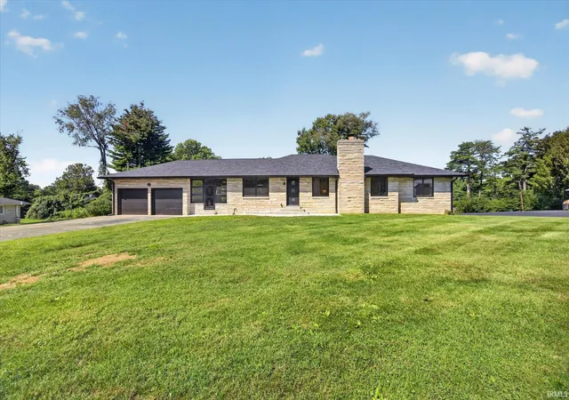 Photo 1 of Manufactured home for sale at 2411 N Barbara Dr, Bloomington, IN 47408 | MLS# 202635567 | Listing updated on 2026-09-14