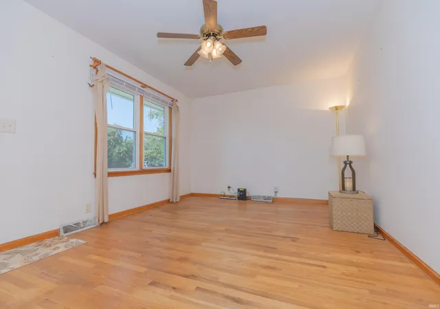 Photo 2 of Manufactured On Land at 2008 Sweetser Ave, Evansville, IN 47714 | MLS# 202635578 | | Sold on 2026-09-15