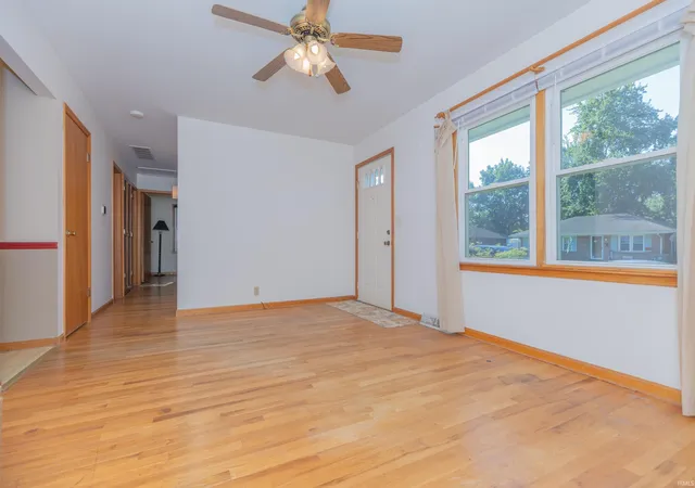 Photo 3 of Manufactured On Land at 2008 Sweetser Ave, Evansville, IN 47714 | MLS# 202635578 | | Sold on 2026-09-15