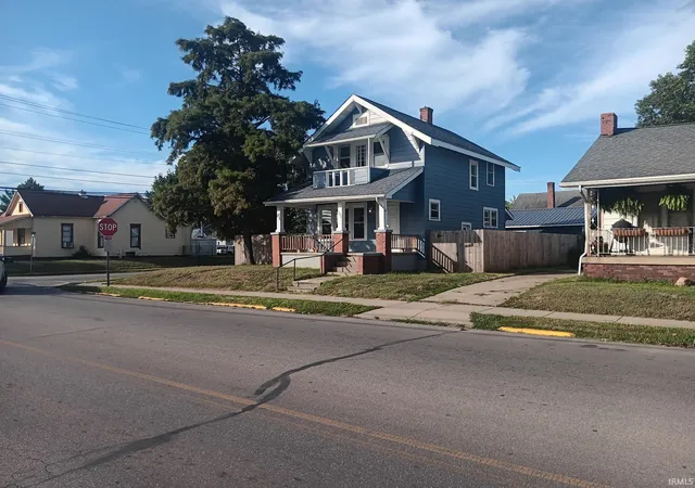 Photo 3 of Manufactured home for sale at 1502 Main St, Vincennes, IN 47591 | MLS# 202635581 | Listing updated on 2026-08-31