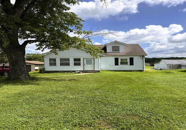Photo 1 of Manufactured home for sale at 3017 Mesker Park Dr, Evansville, IN 47720 | MLS# 202635585 | Listing updated on 2026-08-30