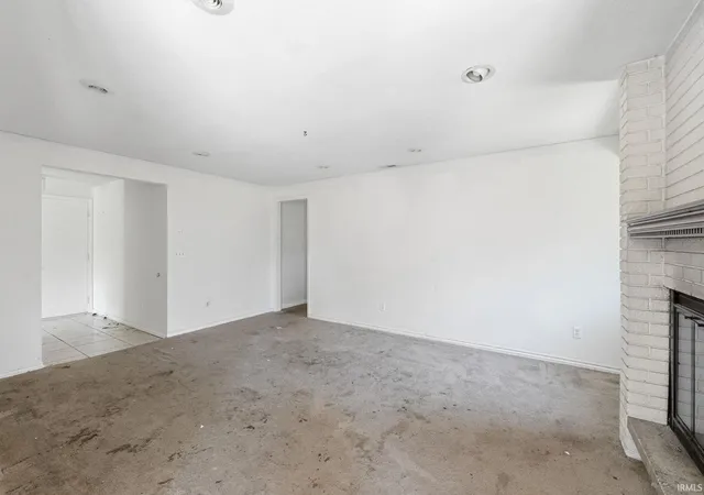 Photo 4 of Sale Pending at 6930 Winnebago Dr, Fort Wayne, IN 46815 | MLS# 202635590 | Listing updated on 2026-08-30