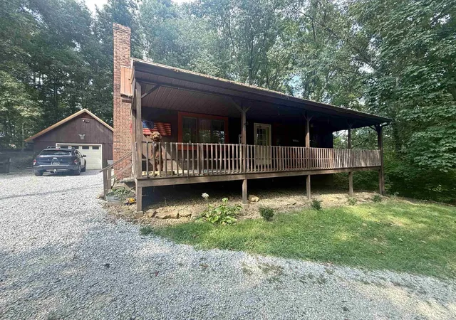 Photo 2 of Manufactured home for sale at 1349 Bellgrade Ave, Loogootee, IN 47553 | MLS# 202635595 | Listing updated on 2026-08-29