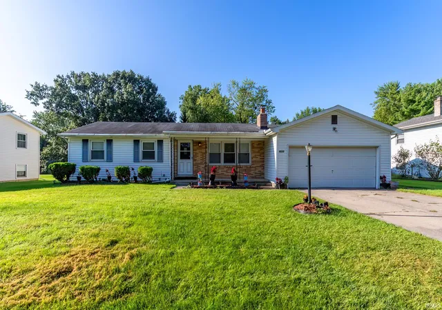 Photo 1 of Manufactured home for sale at 6632 Clovercrest Dr, Fort Wayne, IN 46815 | MLS# 202635608 | Listing updated on 2026-09-10