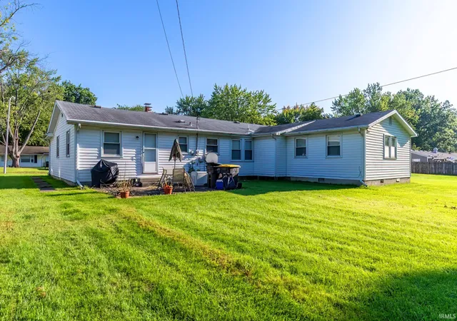 Photo 2 of Manufactured home for sale at 6632 Clovercrest Dr, Fort Wayne, IN 46815 | MLS# 202635608 | Listing updated on 2026-09-10