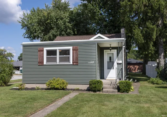 Photo 1 of Sale Pending at 214 Virginia St, Mishawaka, IN 46544 | MLS# 202635614 | Listing updated on 2026-09-17