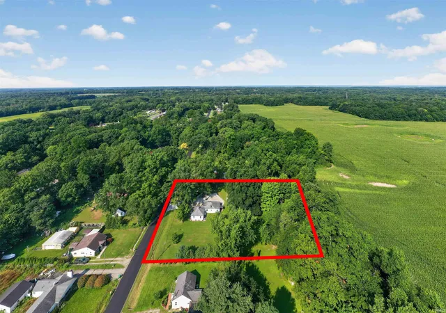 Photo 20 of Sale Pending at 20673 Roycroft Dr, South Bend, IN 46614 | MLS# 202635616 | Listing updated on 2026-09-01
