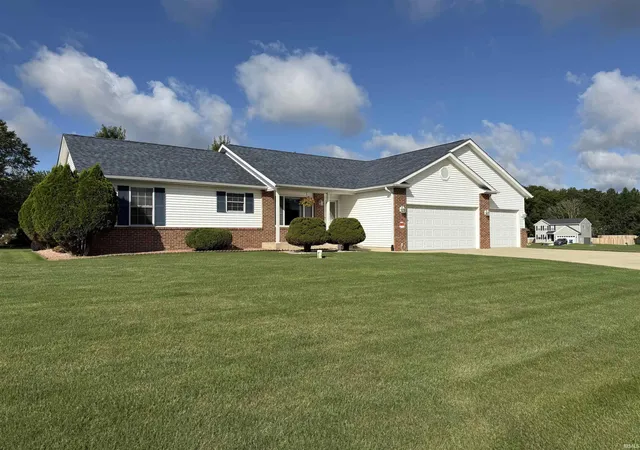 Photo 2 of Manufactured home for sale at 11870 Redbud Dr, Plymouth, IN 46563 | MLS# 202635628 | Listing updated on 2026-08-29