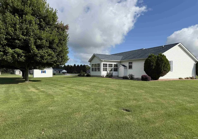 Photo 4 of Manufactured home for sale at 11870 Redbud Dr, Plymouth, IN 46563 | MLS# 202635628 | Listing updated on 2026-08-29