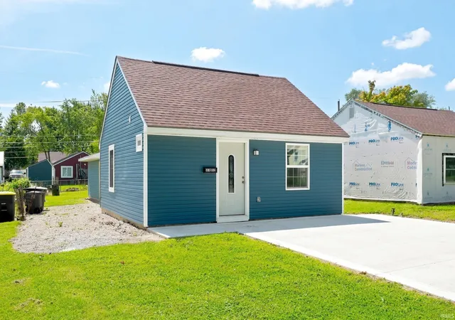 Photo 4 of Sale Pending at 3302 Raymond St, Fort Wayne, IN 46803 | MLS# 202635635 | Listing updated on 2026-09-04