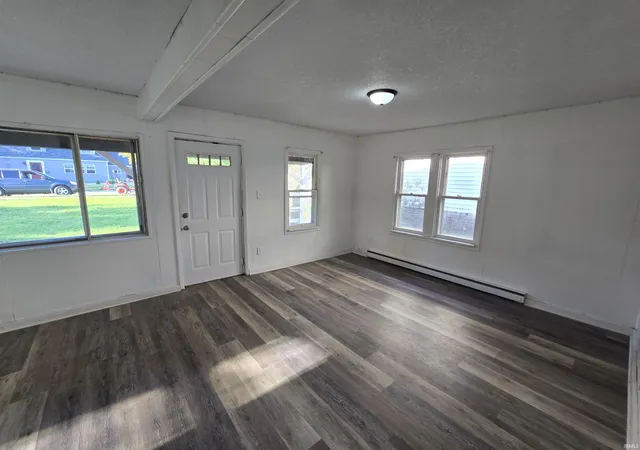 Photo 2 of Manufactured home for sale at 2713 Waynewood Dr, Fort Wayne, IN 46809 | MLS# 202635638 | Listing updated on 2026-08-31