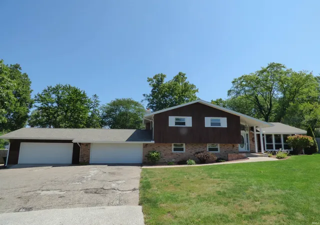 Photo 1 of Manufactured home for sale at 5434 Miami St, South Bend, IN 46614 | MLS# 202635649 | Listing updated on 2026-09-02