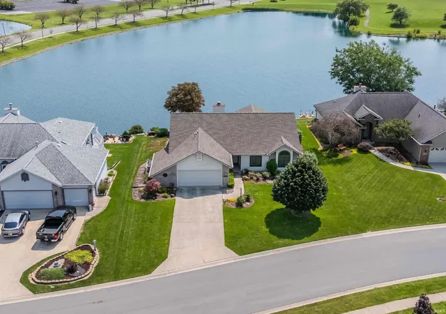 Photo 3 of Manufactured home for sale at 10403 Unita Dr, Fort Wayne, IN 46804 | MLS# 202635650 | Listing updated on 2026-10-05