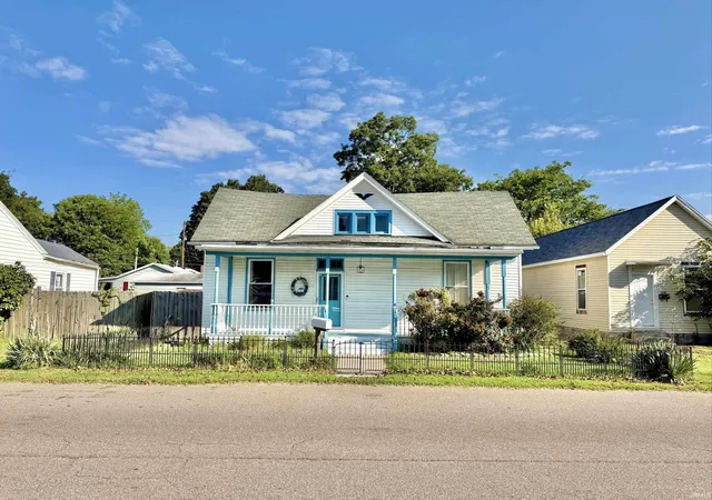 Photo 1 of Sale Pending at 409 E Second St, Mount Vernon, IN 47620 | MLS# 202635665 | Listing updated on 2026-09-23