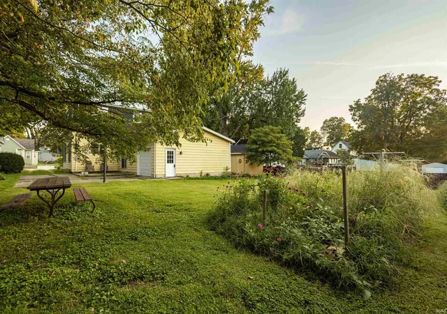 Photo 3 of Sale Pending at 520 W Emerson St, Princeton, IN 47670 | MLS# 202635676 | Listing updated on 2026-09-05