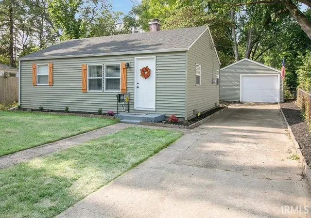 Photo 2 of Manufactured home for sale at 1320 Eastbrook Dr, South Bend, IN 46616 | MLS# 202635681 | Listing updated on 2026-09-09
