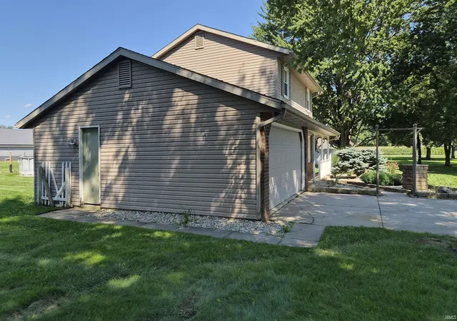 Photo 50 of Manufactured home for sale at 17105 Darling Rd, Woodburn, IN 46797 | MLS# 202635684 | Listing updated on 2026-09-28
