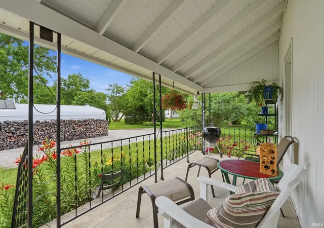 Photo 3 of Sale Pending at 936 William St, Huntington, IN 46750 | MLS# 202635689 | Listing updated on 2026-09-03