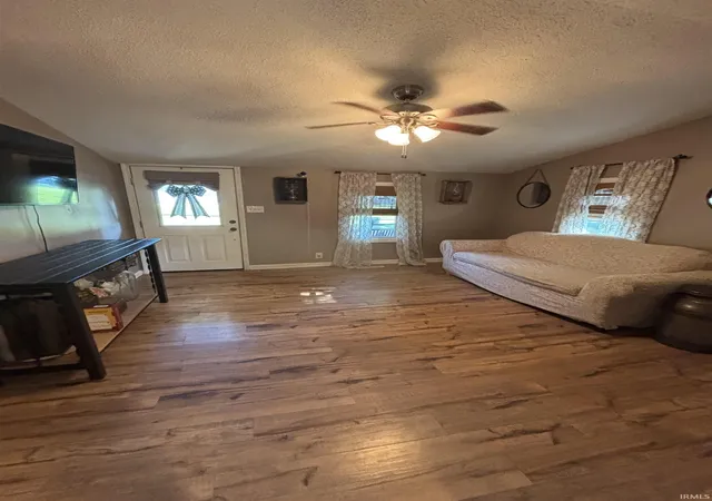 Photo 3 of Sale Pending at 3410 James Ave, Evansville, IN 47712 | MLS# 202635692 | Listing updated on 2026-09-02