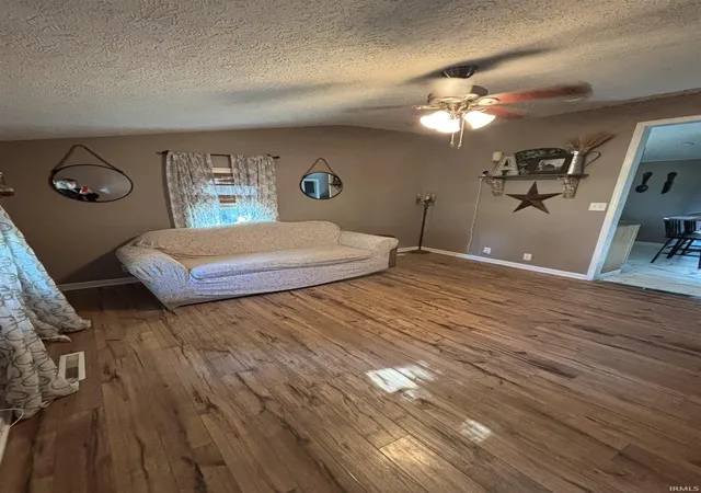 Photo 3 of Sale Pending at 3410 James Ave, Evansville, IN 47712 | MLS# 202635692 | Listing updated on 2026-09-02