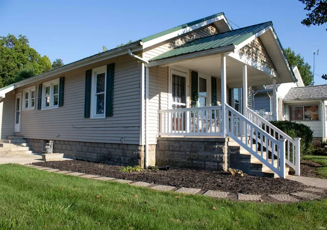 Photo 3 of Manufactured home for sale at 515 N Water St, Peru, IN 46970 | MLS# 202635693 | Listing updated on 2026-09-20