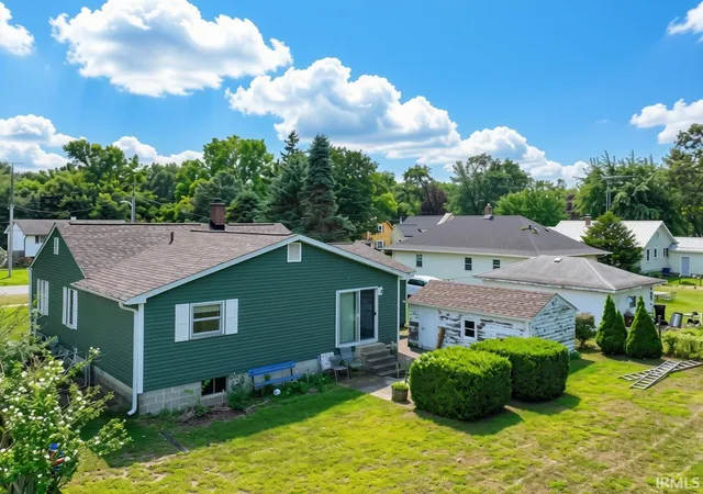 Photo 3 of Sale Pending at 803 E Lake St, Knox, IN 46534 | MLS# 202635703 | Listing updated on 2026-09-22