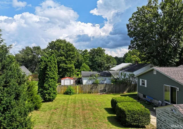 Photo 3 of Sale Pending at 803 E Lake St, Knox, IN 46534 | MLS# 202635703 | Listing updated on 2026-09-22