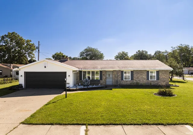 Photo 1 of Manufactured home for sale at 7735 Newlin Dr, Fort Wayne, IN 46816 | MLS# 202635706 | Listing updated on 2026-09-11