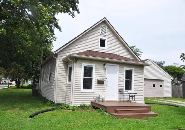 Photo 2 of Sale Pending at 616 Short St, Decatur, IN 46733 | MLS# 202635732 | Listing updated on 2026-09-01