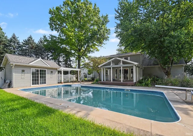 Photo 3 of Single family home for sale at 52143 Broken Arrow Dr, Granger, IN 46530 | MLS# 202635743 | Listing updated on 2026-10-24