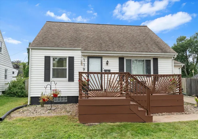 Photo 1 of Manufactured home for sale at 119 S Gladstone St, South Bend, IN 46619 | MLS# 202635745 | Listing updated on 2026-08-31