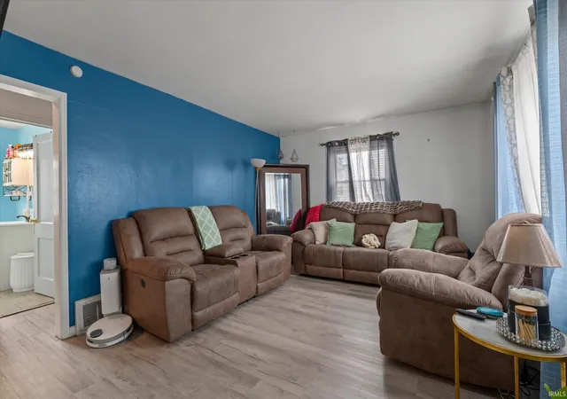 Photo 2 of Manufactured home for sale at 119 S Gladstone St, South Bend, IN 46619 | MLS# 202635745 | Listing updated on 2026-08-31