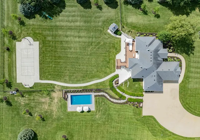 Photo 3 of Sale Pending at 1929 East 900 N, Huntington, IN 46750 | MLS# 202635751 | Listing updated on 2026-09-16