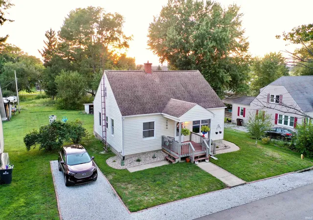 Photo 2 of Manufactured home for sale at 2248 S Wells St, Vallonia, IN 47281 | MLS# 202635752 | Listing updated on 2026-09-16