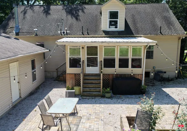 Photo 4 of Manufactured home for sale at 984 NE Main St, Paoli, IN 47454 | MLS# 202635774 | Listing updated on 2026-09-22