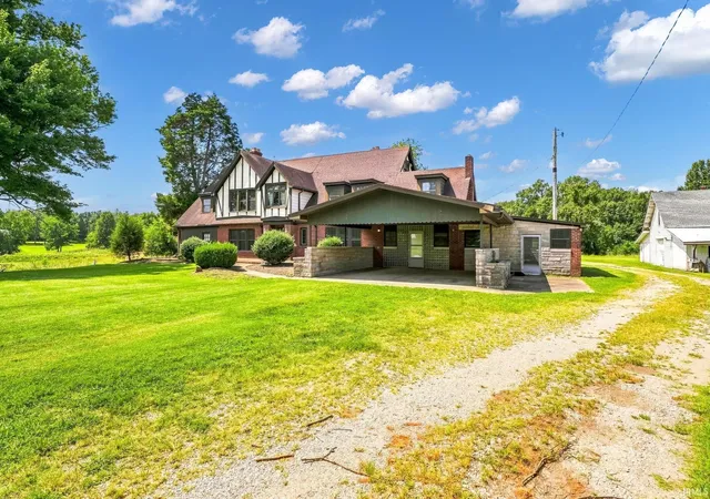 Photo 3 of Manufactured home for sale at 11000 Old State Rd, Evansville, IN 47711 | MLS# 202635787 | Listing updated on 2026-09-01