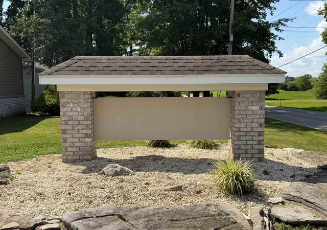 Photo 3 of Manufactured home for sale at 6264 Sandpit Rd, Bedford, IN 47421 | MLS# 202635793 | Listing updated on 2026-09-23