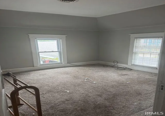 Photo 8 of Manufactured home for sale at 916 E Beardsley Ave, Elkhart, IN 46514 | MLS# 202635795 | Listing updated on 2026-08-31