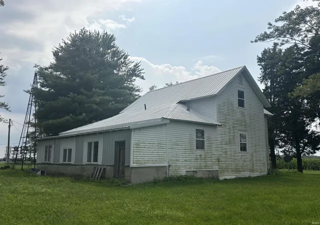 Photo 3 of Manufactured home for sale at 7103 S 600 West, Warren, IN 46792 | MLS# 202635800 | Listing updated on 2026-09-18