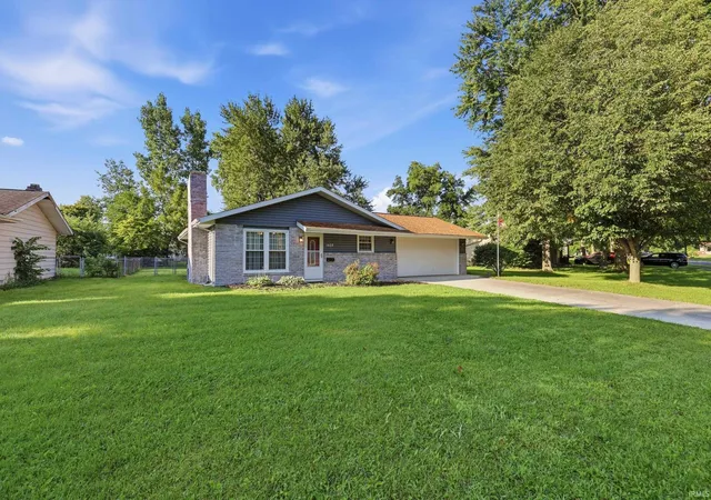 Photo 1 of Sale Pending at 1405 Portage Pass, Auburn, IN 46706 | MLS# 202635808 | Listing updated on 2026-09-04