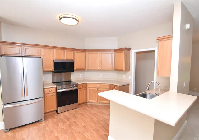 Photo 3 of Manufactured home for sale at 1308 N Benton Rd, Muncie, IN 47304 | MLS# 202635814 | Listing updated on 2026-09-02
